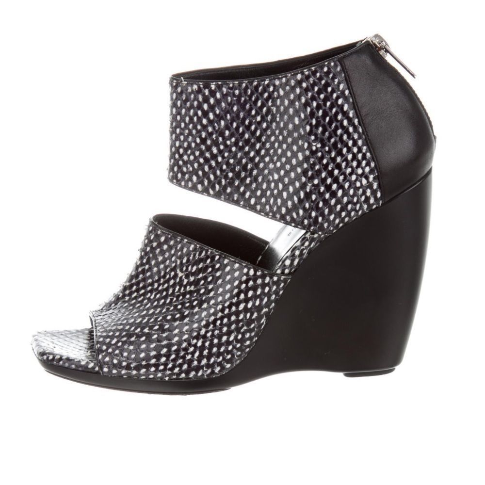 HOST PICK!! 💖 BALENCIAGA Snakeskin Wedge Sandals - Picture 2 of 9